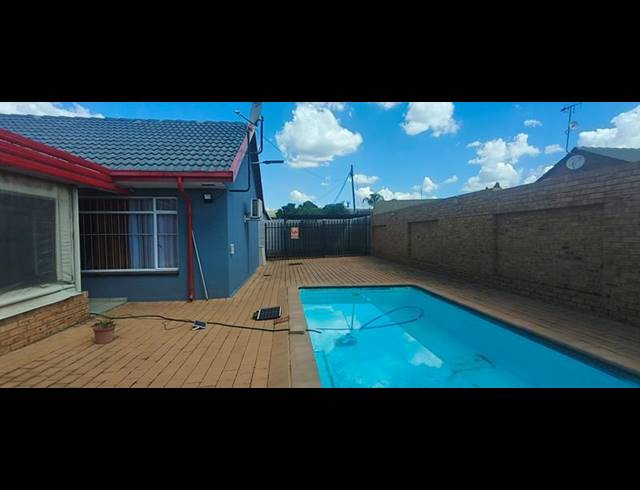 4 BEDROOM HOUSE FOR SALE IN KIRKNEY
